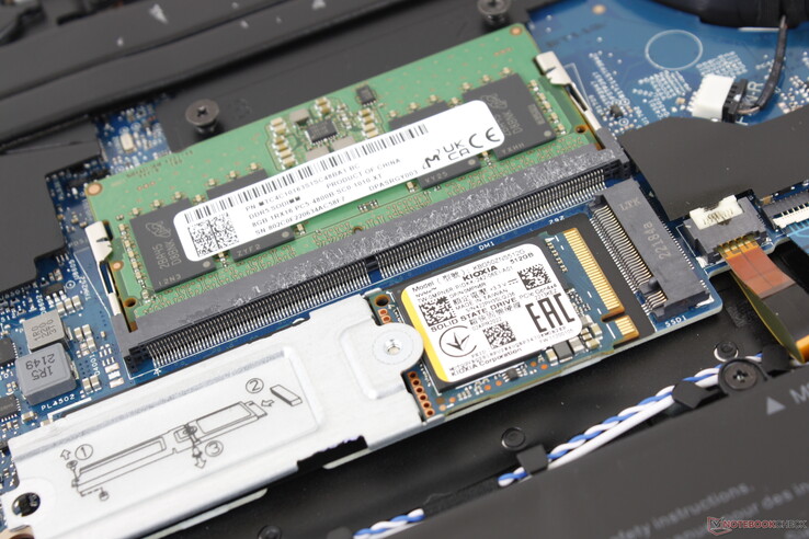 Alle SKU's kunnen slechts één M.2 SSD tot 80 mm ondersteunen, terwijl de oudere 7610 tot twee SSD's kan ondersteunen