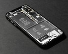 Europese modelvarianten van smartphones hebben vaak een kleinere batterij dan hun Chinese tegenhangers (Afbeeldingsbron: Tyler Lastovich)