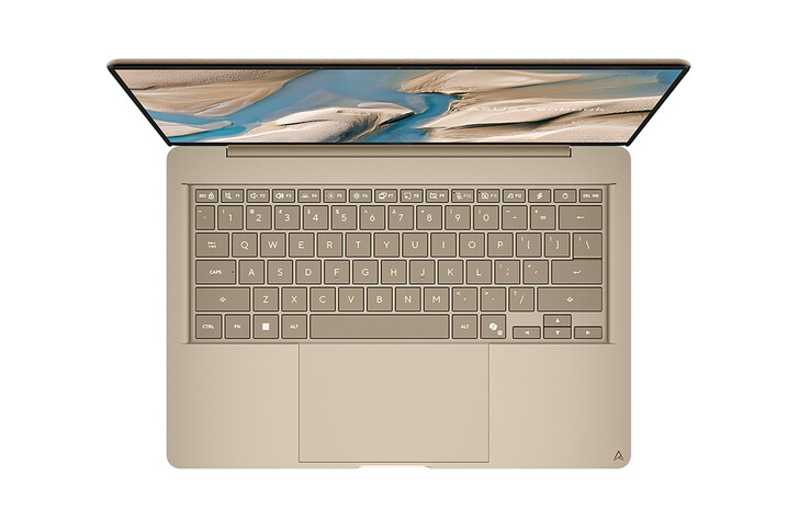 De Zenbook A14 (UX3480QA) is verkrijgbaar in de kleuren Arctic Blue, Komodo Coral en Zabriskie Beige; de laatste is hier afgebeeld.