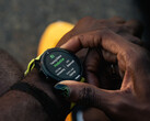 De Forerunner 965 is een van de vijf smartwatches die in aanmerking komen om v26.07 uit te proberen op Garmin's Beta Programma. (Afbeelding bron: Garmin)