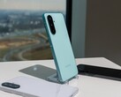 De Samsung Galaxy A26 5G is verkrijgbaar in zwart, wit en mintgroen. (Afbeeldingsbron: Daniel Schmidt)
