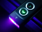 De Vezerlezer WK2 combineert een EDC-zaklamp met een laserpointer.