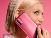 De Nokia G42 5G is verkrijgbaar in meerdere kleuren, waaronder deze 'So Pink' optie. (Afbeeldingsbron: Nokia)