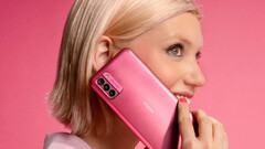 De Nokia G42 5G is verkrijgbaar in meerdere kleuren, waaronder deze &#039;So Pink&#039; optie. (Afbeeldingsbron: Nokia)