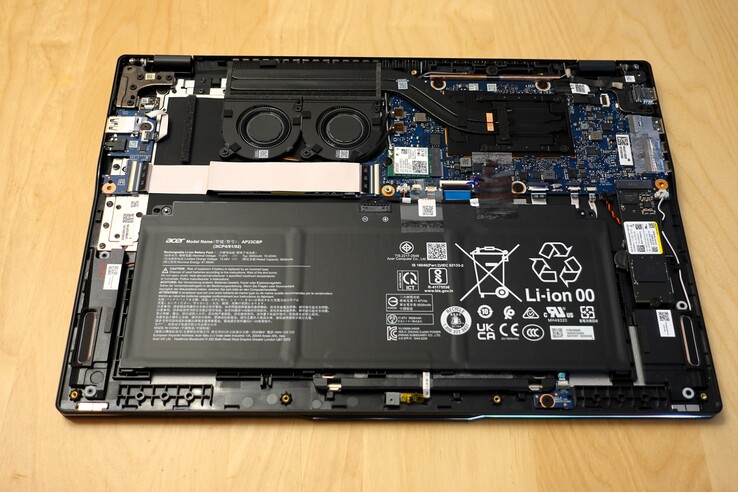 Acer Swift 16 AI Onderhoud