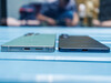 Hoogtevergelijking: Samsung Galaxy S25 Ultra (links, 8,2 millimeter) en Samsung Galaxy S25 Edge (rechts, 5,8 millimeter) 