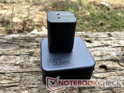 In review: UGREEN Nexode Mini en Nexode 140 watt USB-C laders. Review units verstrekt door UGREEN. Gebruik couponcode NC30 voor 30% korting op https://www.ugreen.com/pages/nexode-series.