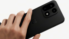 De OnePlus 15. (Afbeelding bron: OnePlus, bewerkt)