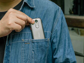 De Jelly 2E heeft een 3-inch display en een 2.000 mAh batterij. (Beeldbron: Unihertz)