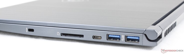 Rechterkant: Kensington Lock, SD kaartlezer, USB Type-C 3.2 Gen. 1, 2x USB 3.2 Gen. 1