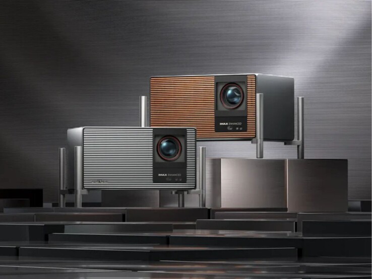 De Xgimi Titan Noir projector