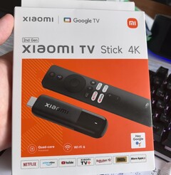 De Xiaomi TV Stick 4K (2e generatie) in levenden lijve. (Afbeelding Bron: Aliexpress)