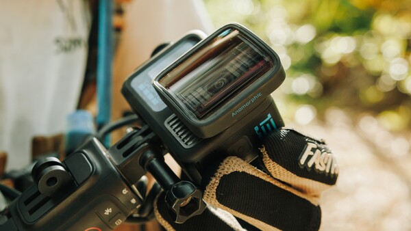 Met de Anamorphic Lens Mod kunnen bezitters van een GoPro Hero 13 Black opnamen maken in de 21:9 cinemamodus. (Afbeeldingsbron: GoPro)