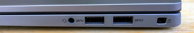 Rechts: combo-headsetaansluiting, 2x USB-A 3.2 Gen 1 (5 Gbps), Edelslot slot