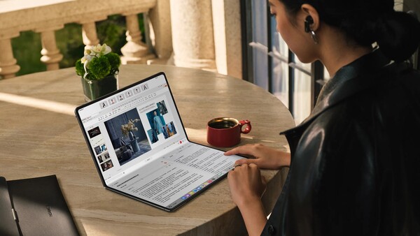 Huawei MateBook Fold kan zonder fysiek toetsenbord gebruikt worden. (Afbeeldingsbron: Huawei)