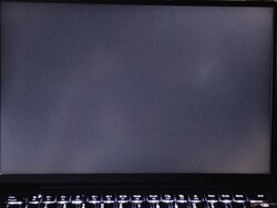 Matige backlight bleeding (hier verbeterd weergegeven)