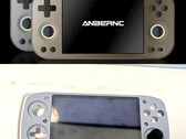 De RG477M en KT-R1S van boven naar beneden (bron: via Joey's Retro Handhelds &amp; Nittrx)