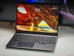 XMG Core 16 M25 (bron: Notebookcheck)