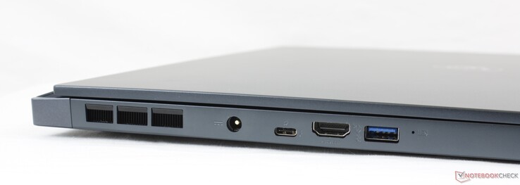 Linkerkant: stroomadapter, USB-C + Thunderbolt 3, HDMI 2.0, USB-A 3.2 Gen. 2