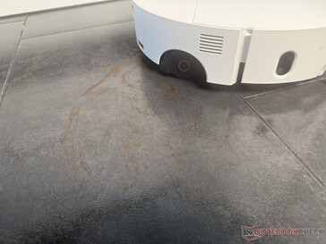 De wisrol in de test met gedroogde ketchup.