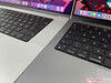 MacBook Pro 16 2021 (links) vs. MacBook Pro 14 2021 (rechts)