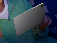 Xiaomi verkoopt de Redmi Pad 2 SE in de kleuren Dark Grey en Silver.