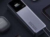 Xiaomi's nieuwste 10.000 mAh powerbank met kleurenscherm ligt nu in de digitale schappen van JD.com. (Afbeeldingsbron: ITHome)