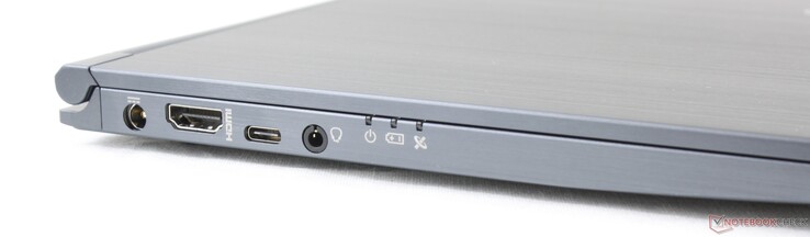 Linkerkant: stroomadapter, HDMI 1.4, USB Type-C 3.2 Gen. 1, 3.5 mm audiopoort