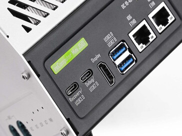 Een van de twee Ethernet-poorten is bijzonder snel