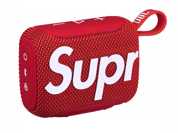 De Supreme JBL Go 5 heeft witte knoppen.