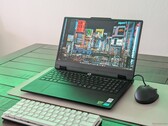 Recensie van de Lenovo LOQ Essential 15IRX11: RTX-gaming met enkelkanaals RAM