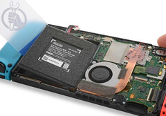 de herbeoordeling van de Nintendo Switch door iFixit heeft geresulteerd in een lagere score voor repareerbaarheid. (Bron: iFixit)