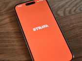 Een afbeelding van het Strava-logo op een iPhone.
