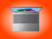 De nieuwe 14-inch converteerbare laptop van Lenovo is verkrijgbaar in twee kleuren.
