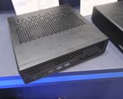De Minisforum MS-A1 is een AMD-aangedreven mini-PC met maximaal 96 GB geheugen en OCuLink-ondersteuning. (Bron: PC Watch)