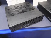 De Minisforum MS-A1 is een AMD-aangedreven mini-PC met maximaal 96 GB geheugen en OCuLink-ondersteuning. (Bron: PC Watch)