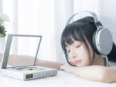 De DISCDREAM is een draagbare CD-speler van audiofiele kwaliteit met 32-bit DAP. (Bron: MOONDROP)