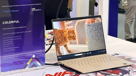 Technische specificaties (machinaal vertaald) en ontwerp van de laptop