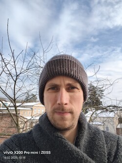 Selfie op de Vivo X200 Pro Mini