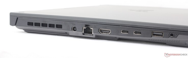 Links: AC-adapter, Gigabit RJ-45, HDMI 2.1, 1x USB-C 3.2 Gen. 2 w/ DisplayPort + Power Delivery + G-Sync, 1x USB-C 4.0, 1x USB-A 3.2 Gen. 1, 3,5 mm headset