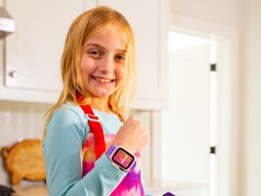 De myFirst Fone S4-smartwatch beschikt over een OLED-scherm dat altijd ingeschakeld blijft.