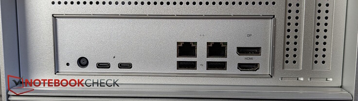 Achterkant: AC, 2x Thunderbolt 4, 2x 2,5GbE-LAN, 2x USB-A 3.0, DP 1.4, HDMI 2.0