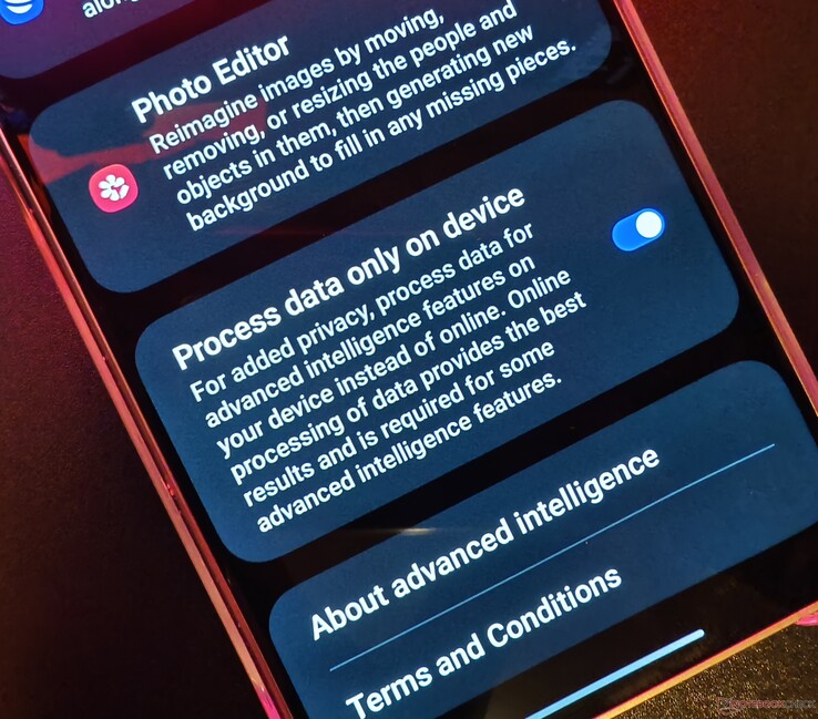 Samsung geeft gebruikers de optie om AI-functies alleen op het apparaat te gebruiken. (Afbeelding: Notebookcheck)