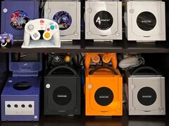 Een verzameling Nintendo GameCube consoles