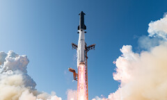 De Starship wordt gelanceerd. Naar verwachting zal de raket op termijn de Falcon 9 vervangen als het werkpaard van SpaceX.
