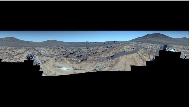 De verbeterde versie van het beeld genomen door Perseverance rover (Beeldbron: NASA, JPL-Caltech, ASU, en MSSS; screenshot)