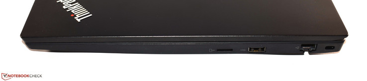 Rechts: microSD-kaartlezer, USB 2.0 Type-A, RJ45-Ethernet, Kensington-lock