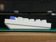 Keychron Q1 HE 8K zijprofiel.