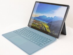 In review: KUU LeBook 12.6. Testapparaat geleverd door KUU