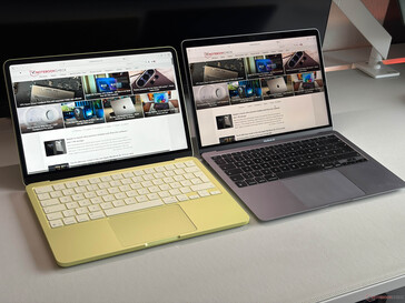 MacBook Neo (links) vs. MacBook Air M1 (rechts)